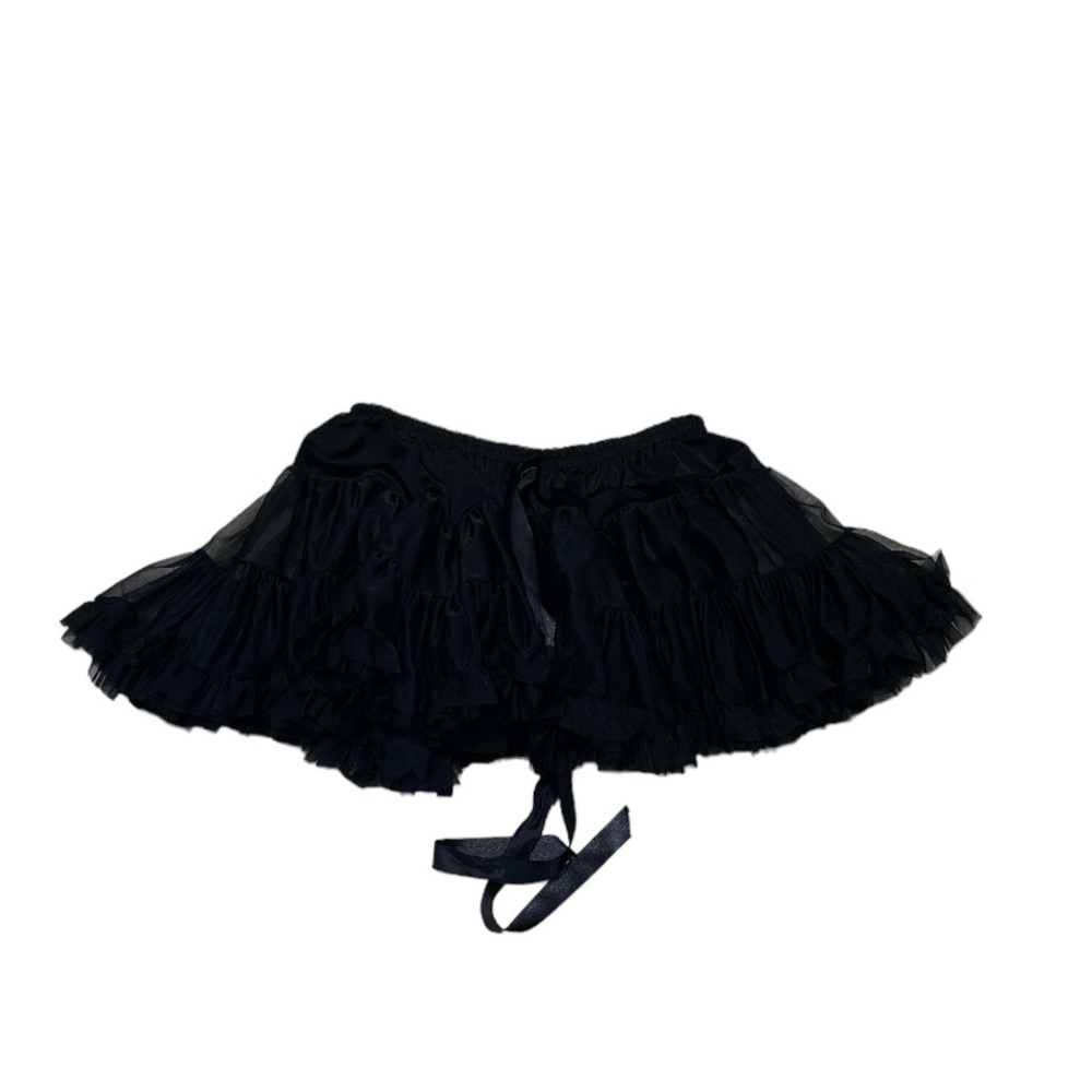Frederick’s of Hollywood Black Ruffle Mini Skirt – Y2K Burlesque Vibes!